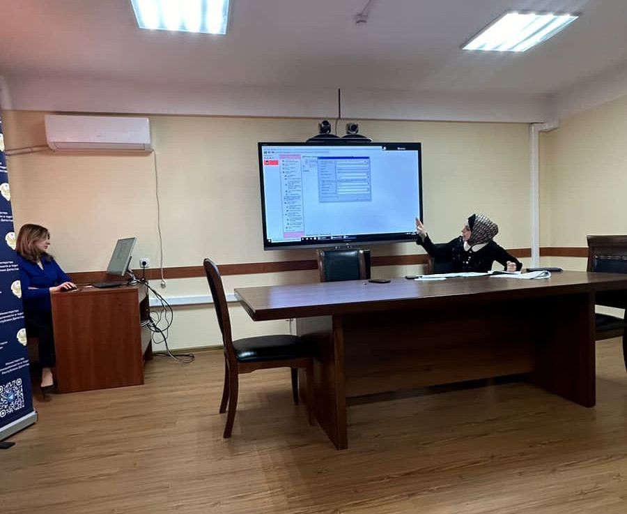 В преддверии декларационной кампании за 2023 год в Минпромторге РД провели семинар-совещание