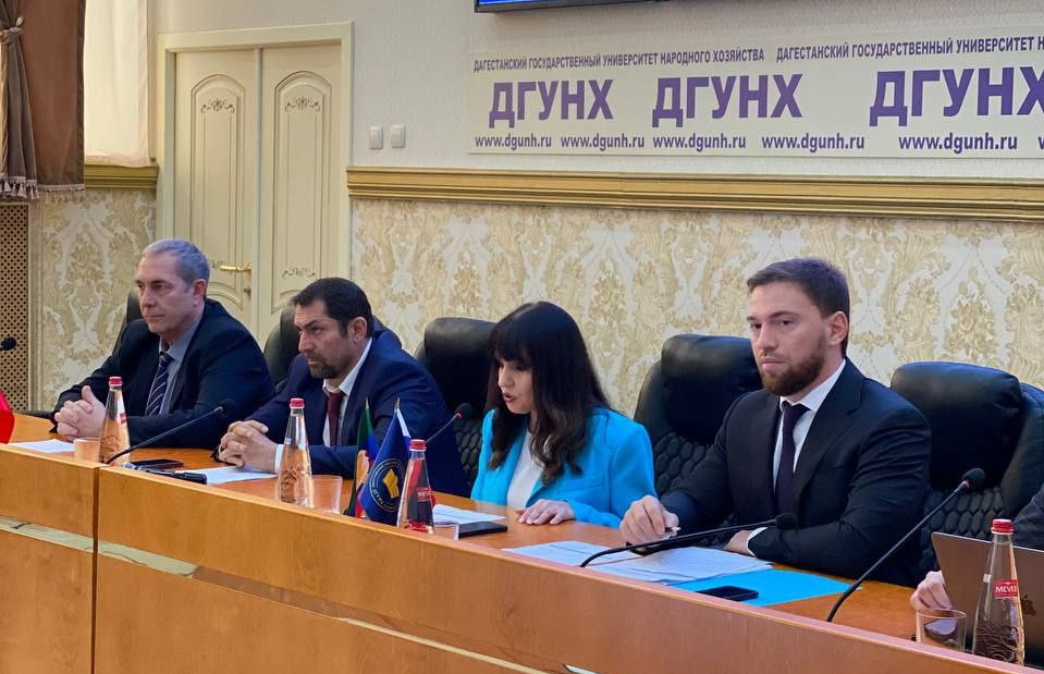 «Взлетная полоса для молодых профессионалов»