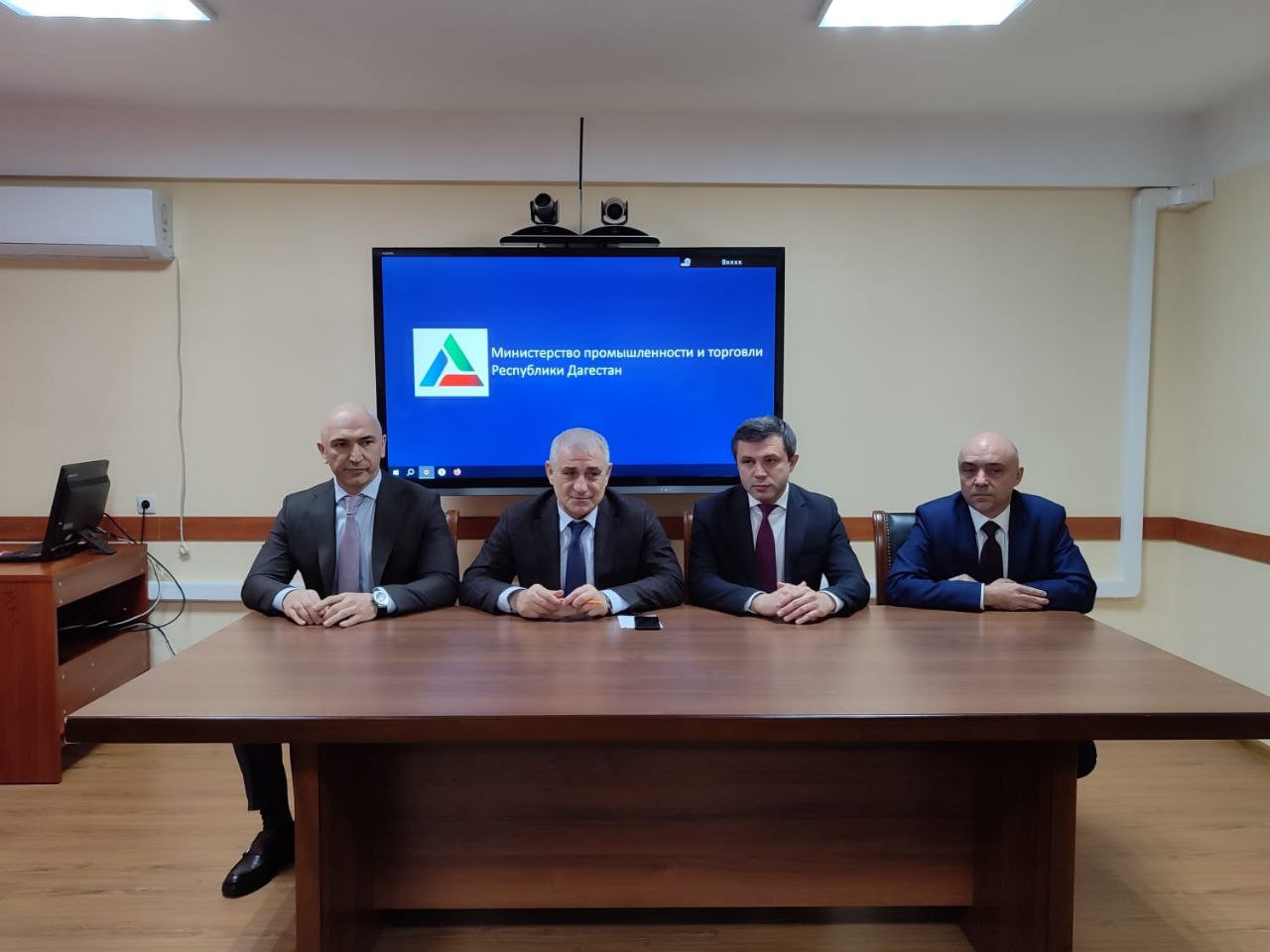 Итоговое совещание Минпромторга РД за 2023 год