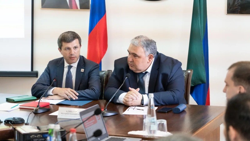 Министр промышленности и торговли РД Низам Халилов принял участие в закупочной сессии торговой сети «Магнит».