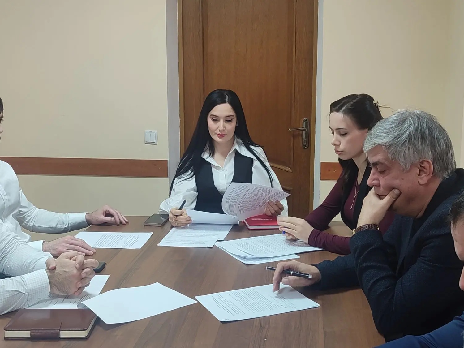 В Минпромторге РД обсудили вопросы противодействия коррупции