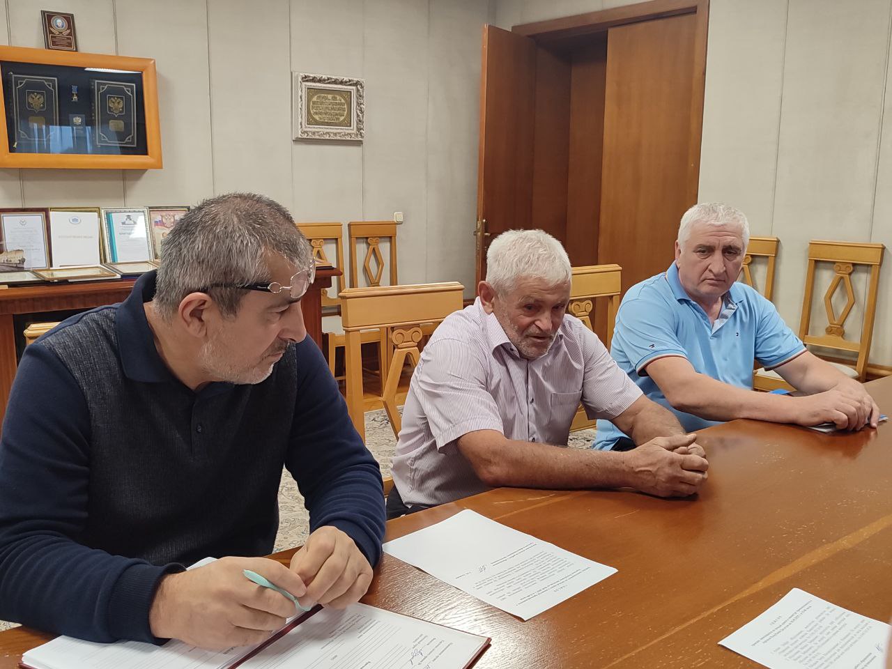 Низам Халилов провел выездной прием граждан в Каякентском районе